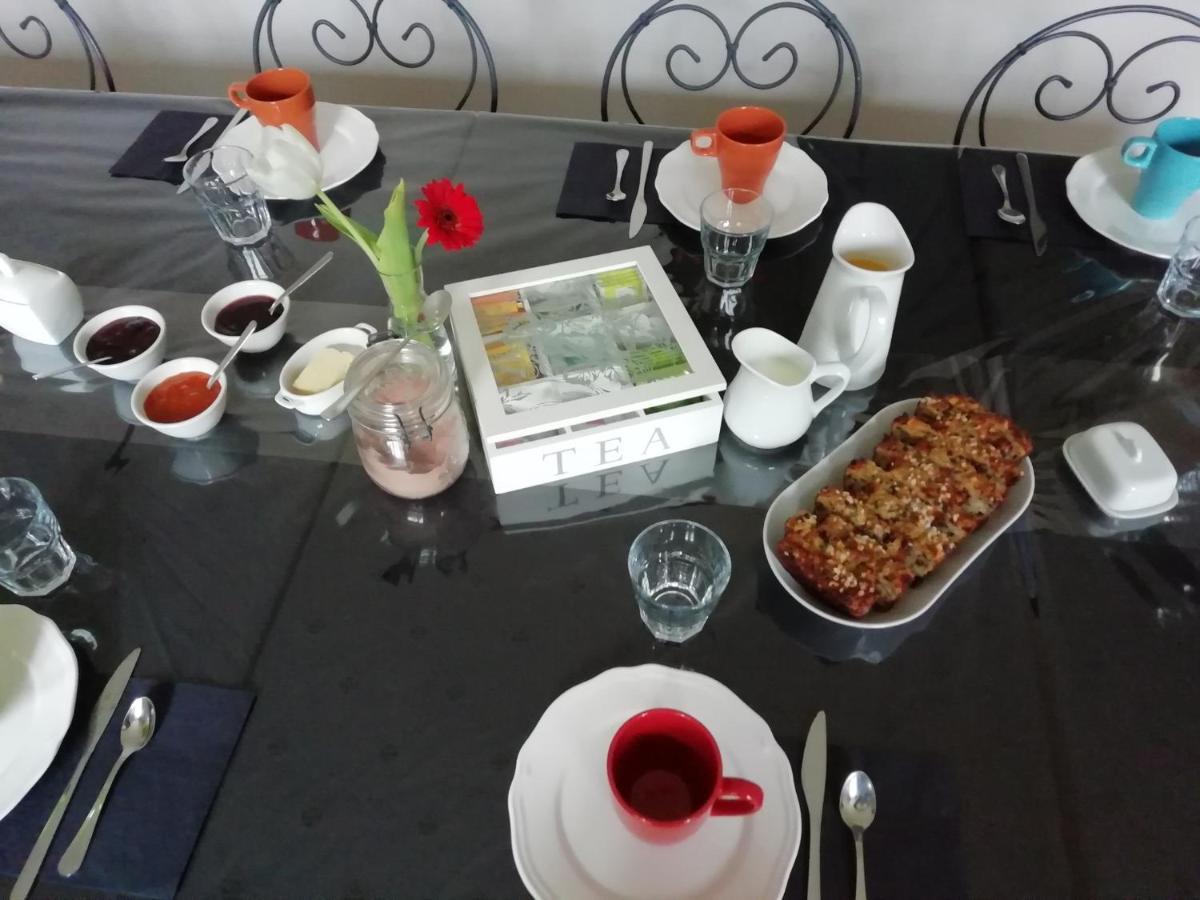 Chambres Et Table L' Echappee Bouvesse-Quirieu Exteriér fotografie