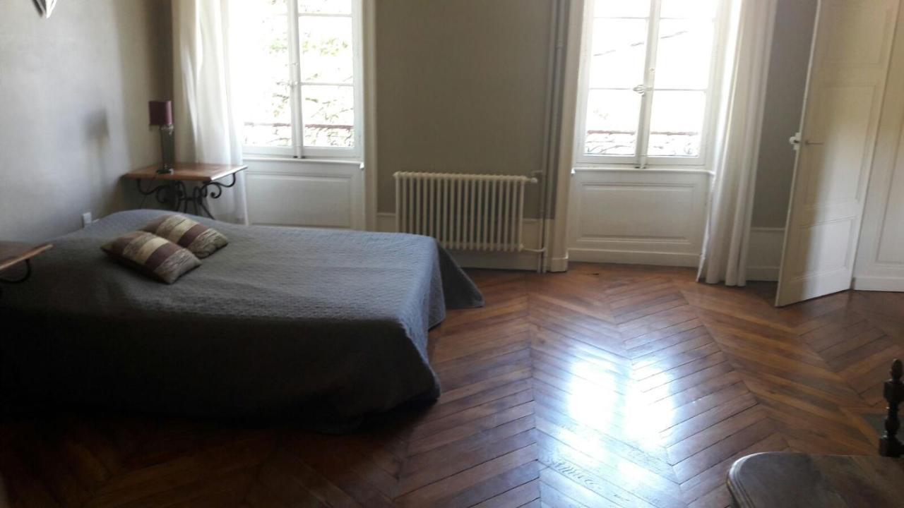 Chambres Et Table L' Echappee Bouvesse-Quirieu Exteriér fotografie
