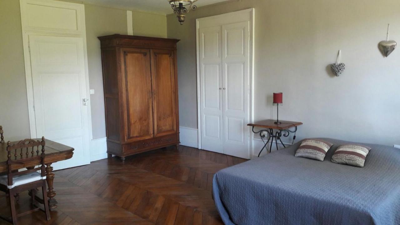 Chambres Et Table L' Echappee Bouvesse-Quirieu Exteriér fotografie