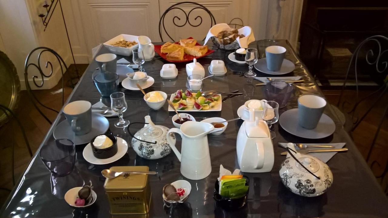 Chambres Et Table L' Echappee Bouvesse-Quirieu Exteriér fotografie