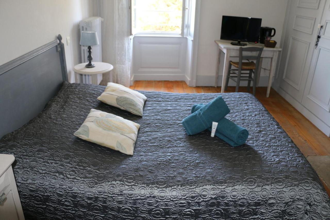 Chambres Et Table L' Echappee Bouvesse-Quirieu Exteriér fotografie