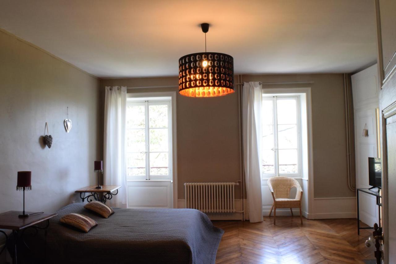 Chambres Et Table L' Echappee Bouvesse-Quirieu Exteriér fotografie