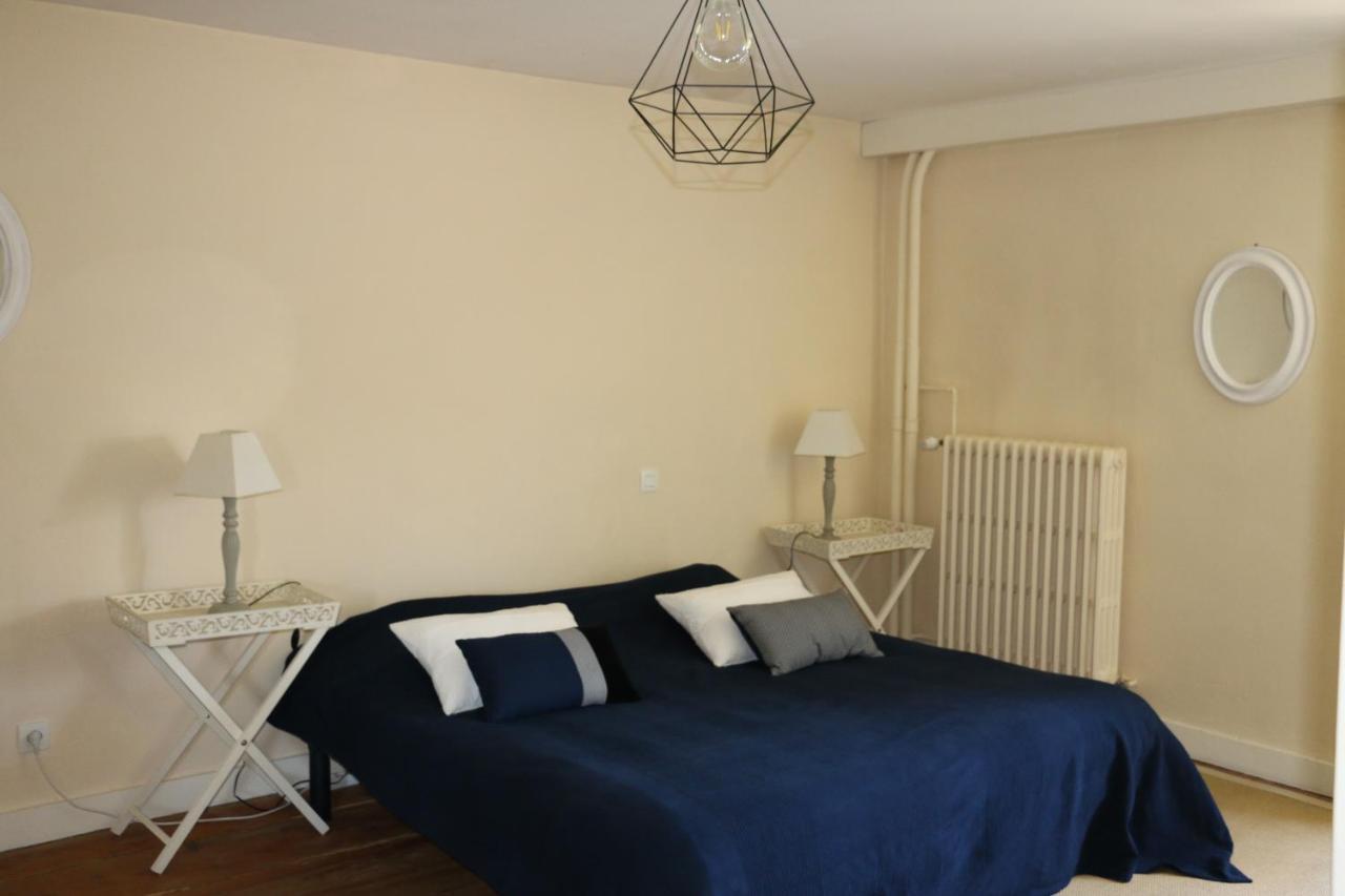 Chambres Et Table L' Echappee Bouvesse-Quirieu Exteriér fotografie