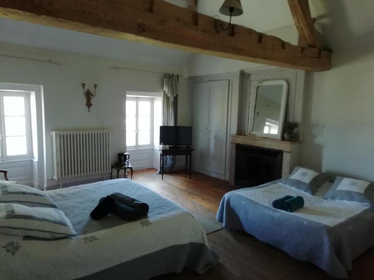 Chambres Et Table L' Echappee Bouvesse-Quirieu Exteriér fotografie
